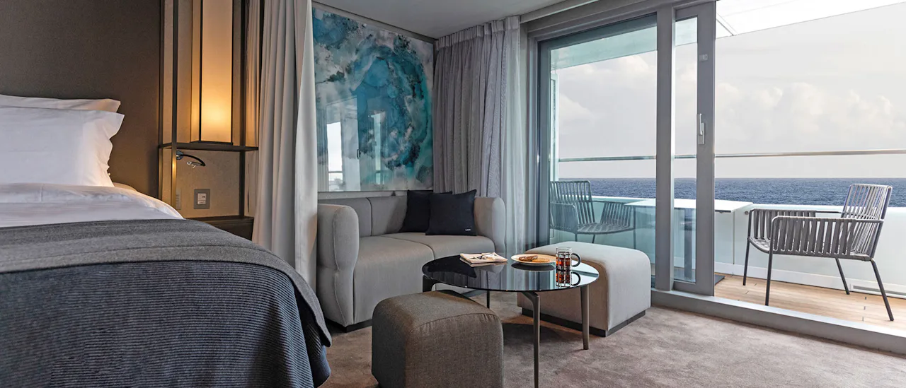 Deluxe Verandah Suite