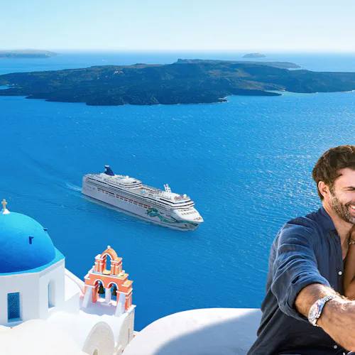Norwegian Jade in Santorini