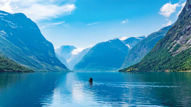 P&O Cruises - Kayaking in the Norwegian Fjords