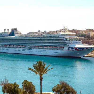 P&O Azura in Malta